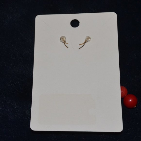 Red Beaded Gold-Plated Fishhook Earrings - Picture 4 of 4